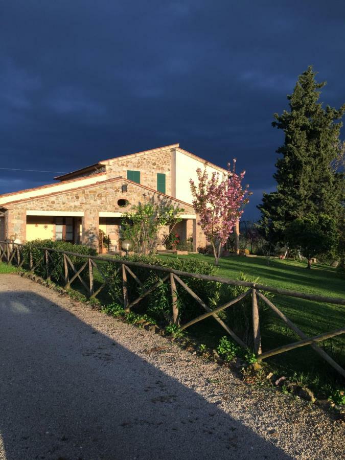 Agriturismo Podere Micitto Usi Exterior foto